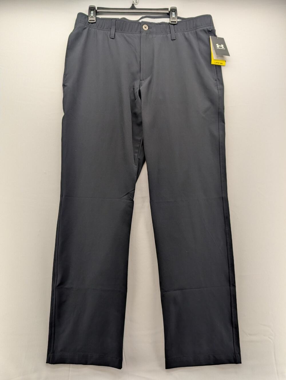NWT Under Armour UA Golf Men's Pants in Black size 38 x 32